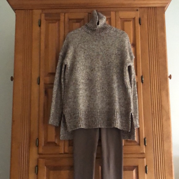 J Crew oatmeal brown marled wool tneck sweater. Worn twice. Great condition. - Picture 4 of 16